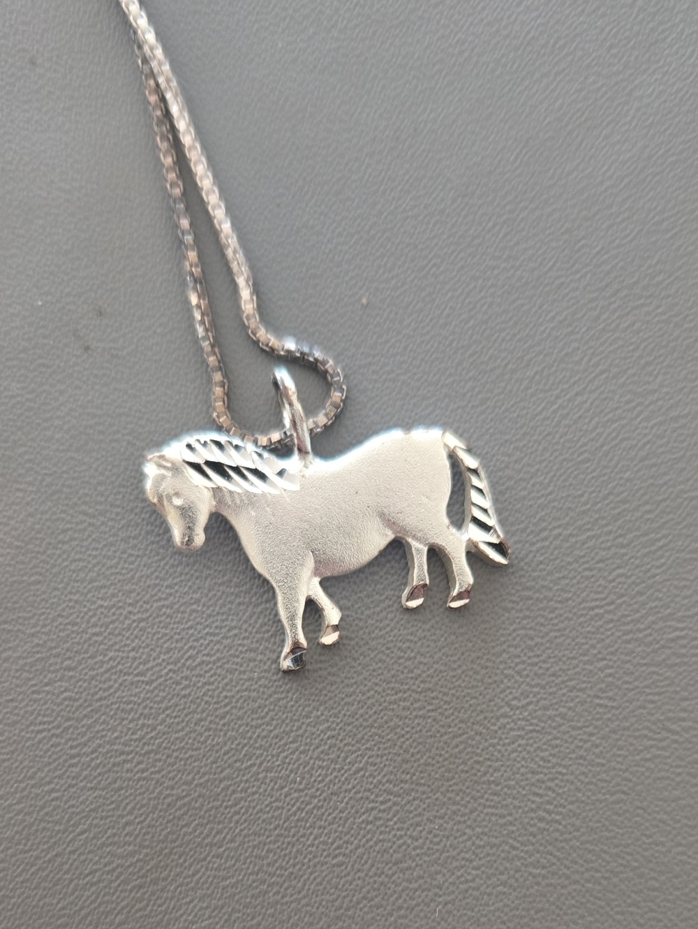 Silver Pony Necklace 18" - Picture 2 of 4